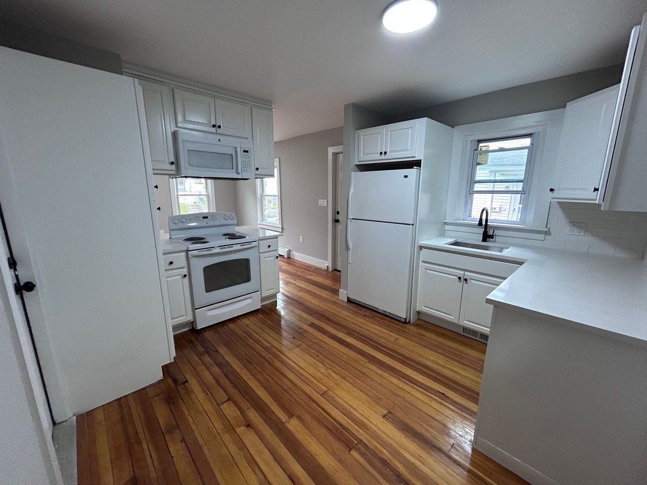 231 Beechwood Ave - Photo 2 of 17