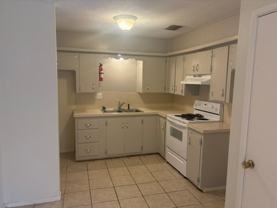 607 8th - RUBS- O - Photo 1 of 1