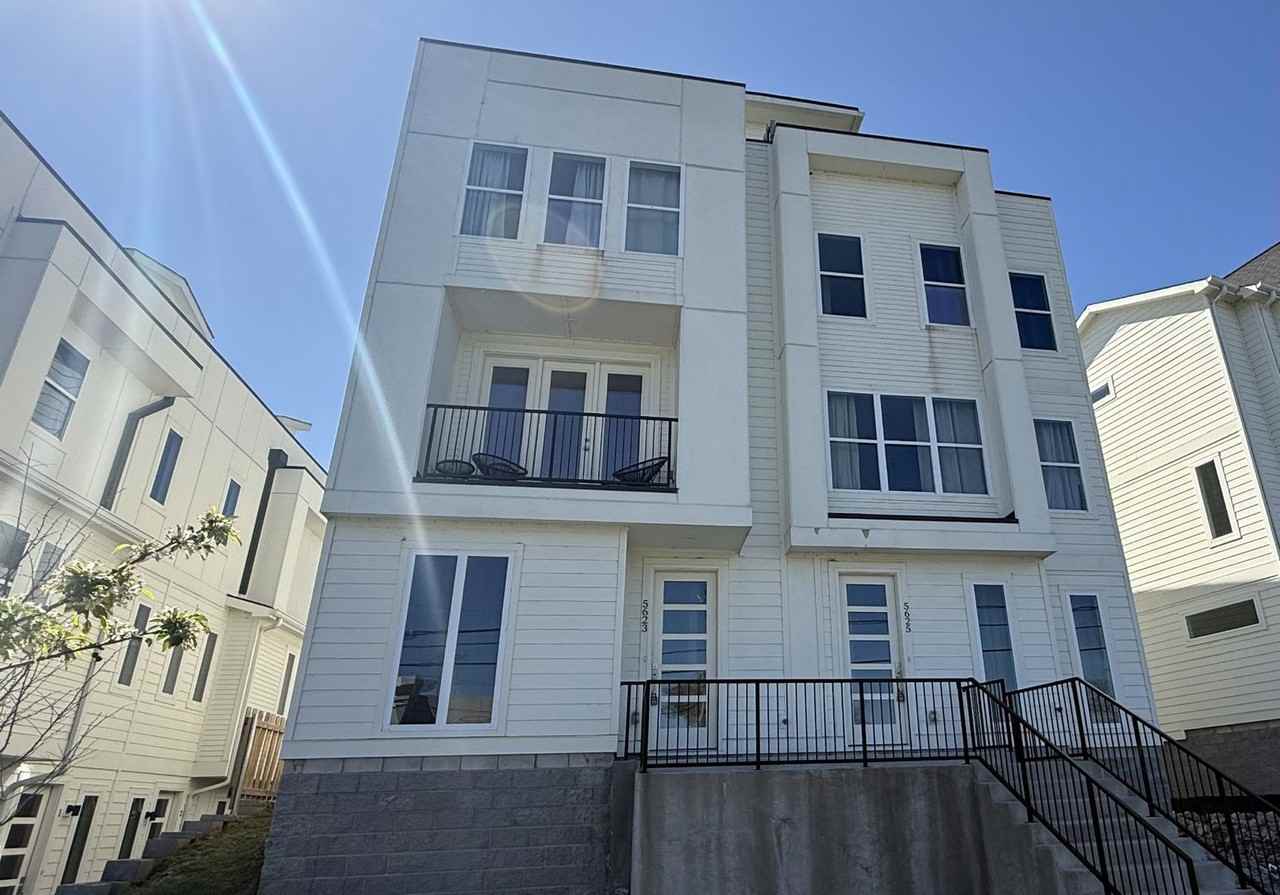 5625 Lenox Ave - Photo 2 of 18
