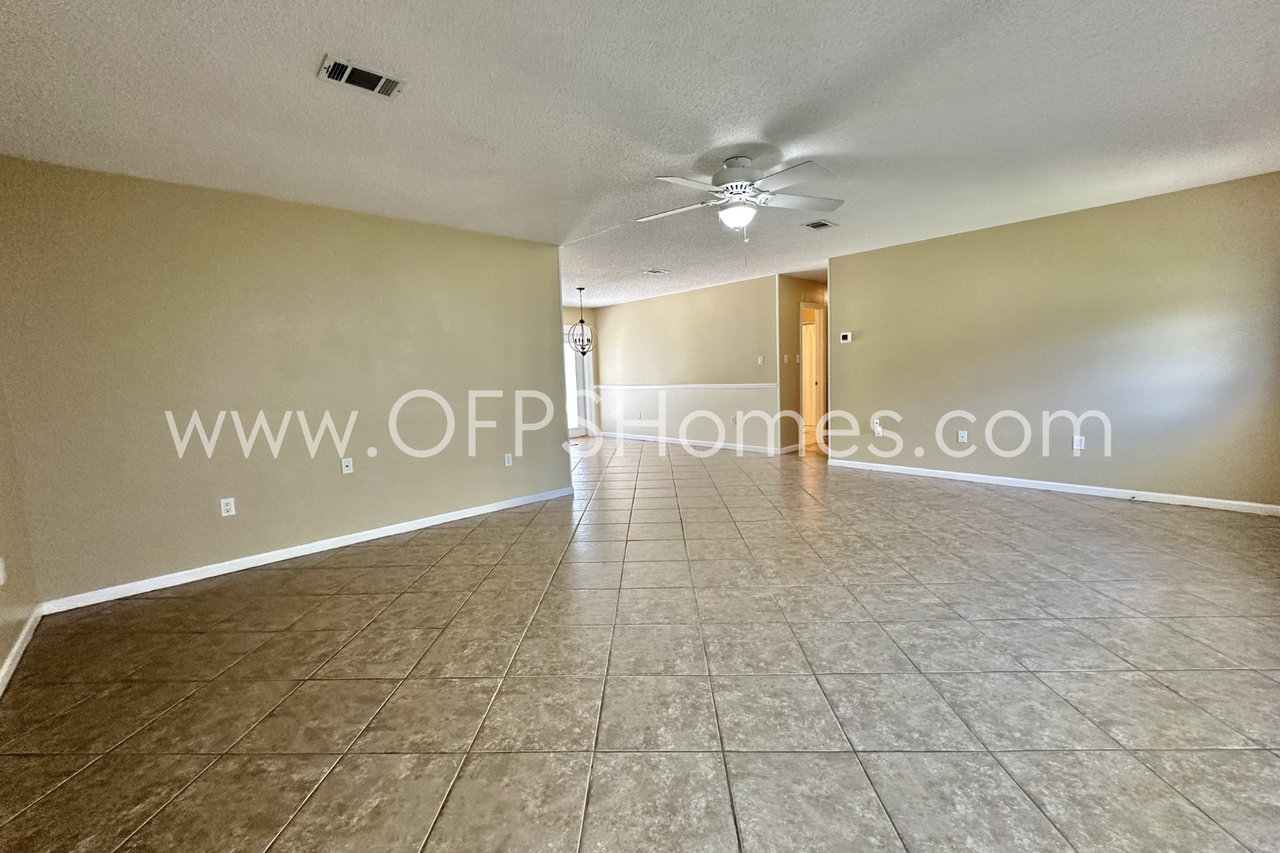 2961 2nd Ave Ne - Photo 4 of 14