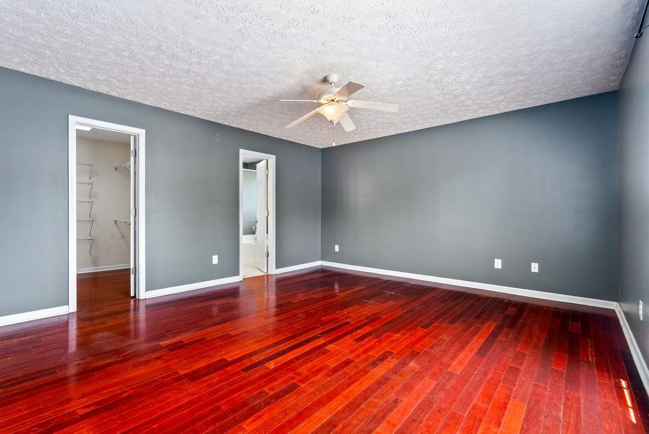 4264 Live Oak Dr - Photo 5 of 27