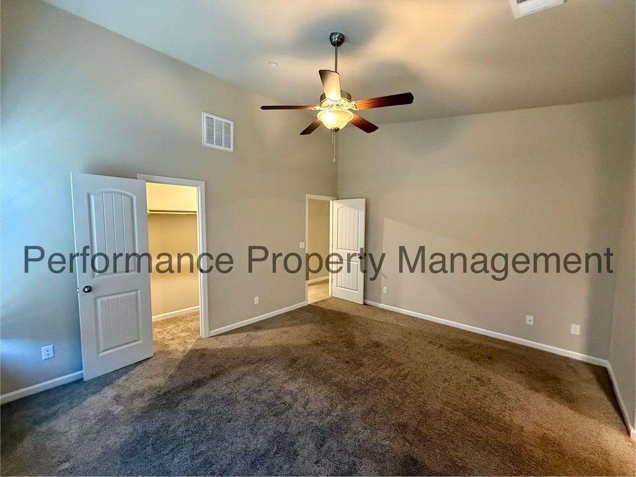 9024 Selma St - Photo 7 of 22