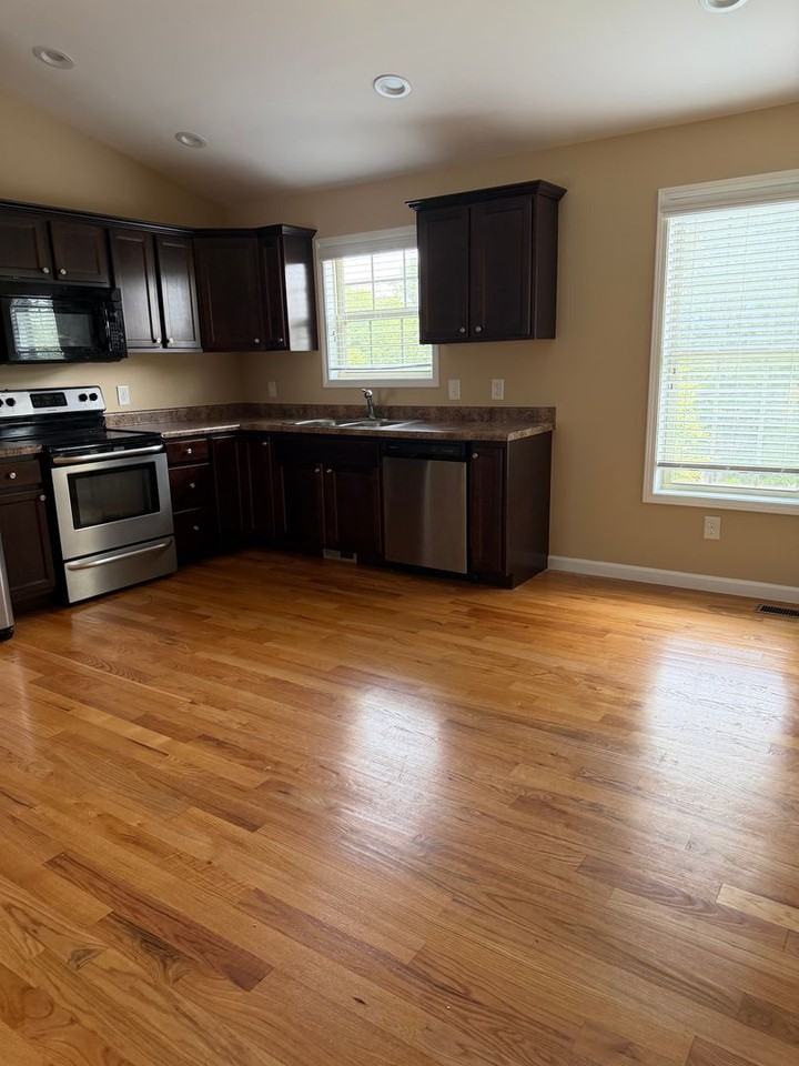 1720 Skyline Dr #108 - Photo 7 of 26