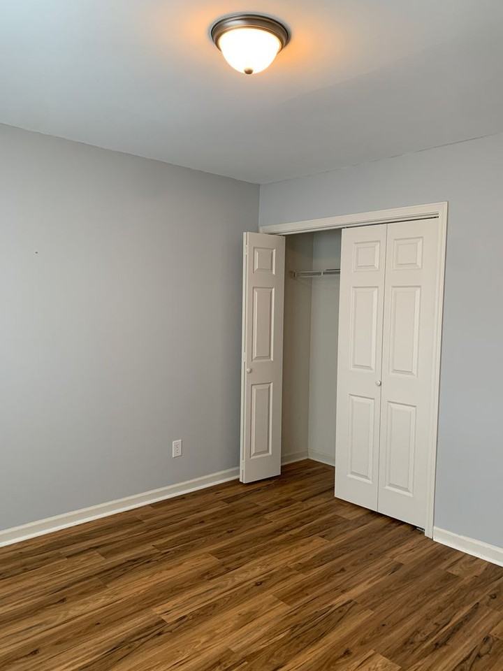 1032 Bridgeport Way - Photo 6 of 29