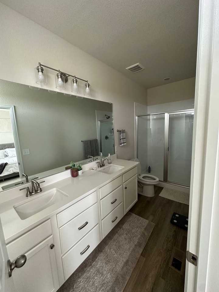 6222 Kinston Pkwy - Photo 5 of 10