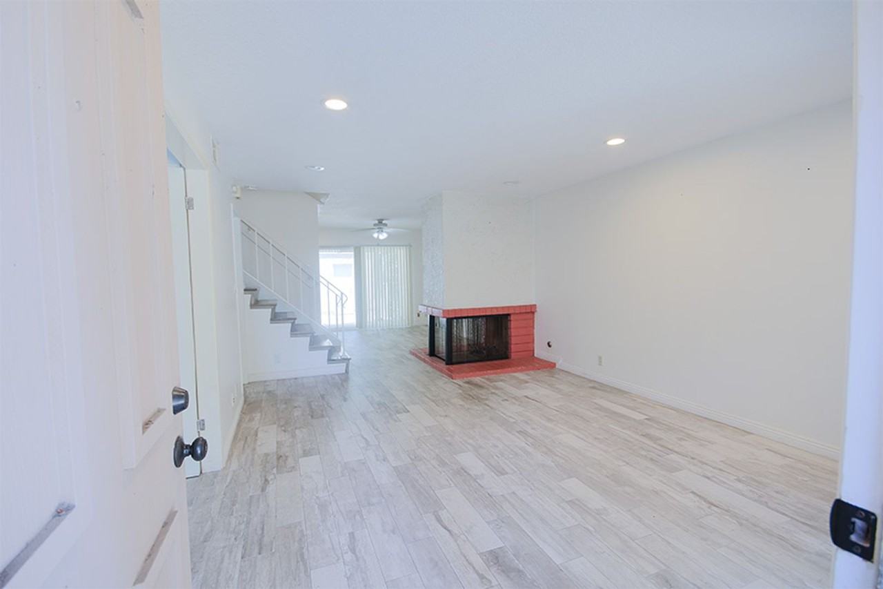 12883 Newhope St - Photo 4 of 33