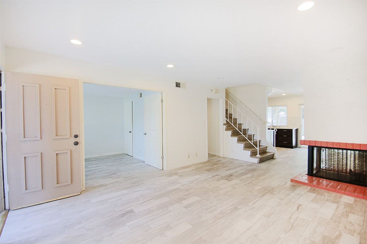 12883 Newhope St - Photo 5 of 33