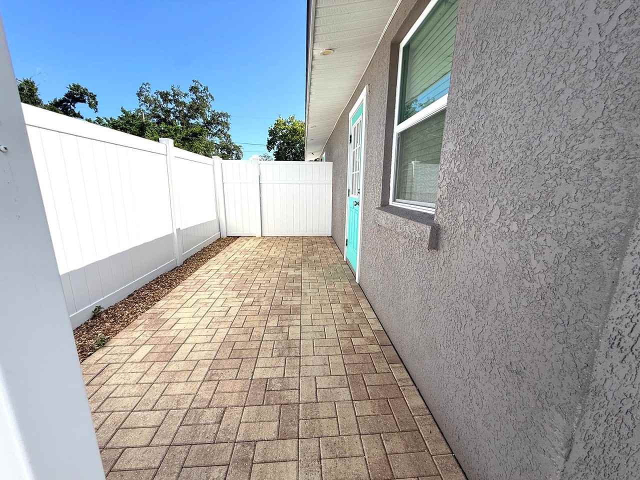 3131 Ashton Rd - Photo 4 of 17