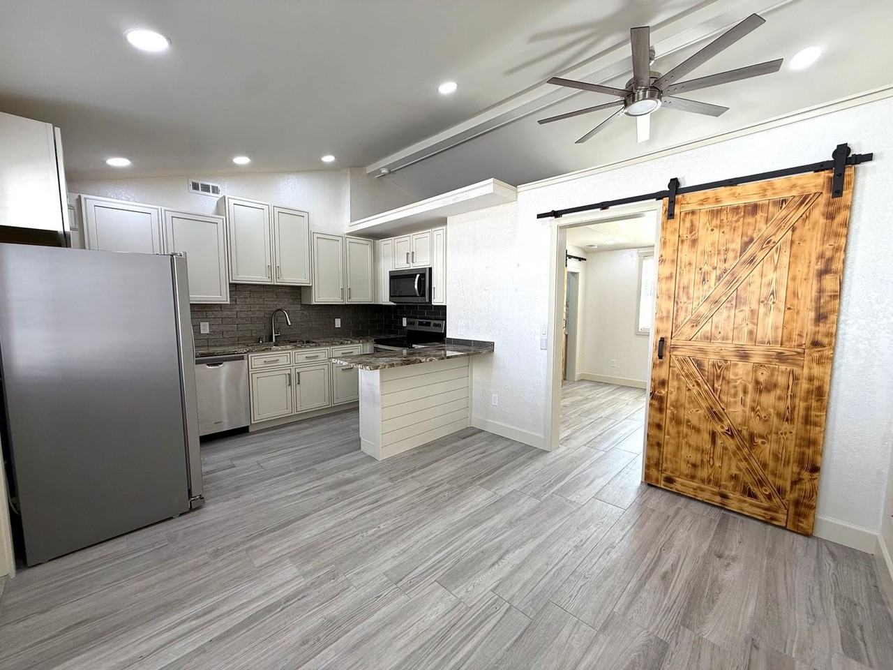 3131 Ashton Rd - Photo 5 of 17