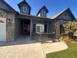 featured image of 1519 Castoro Way