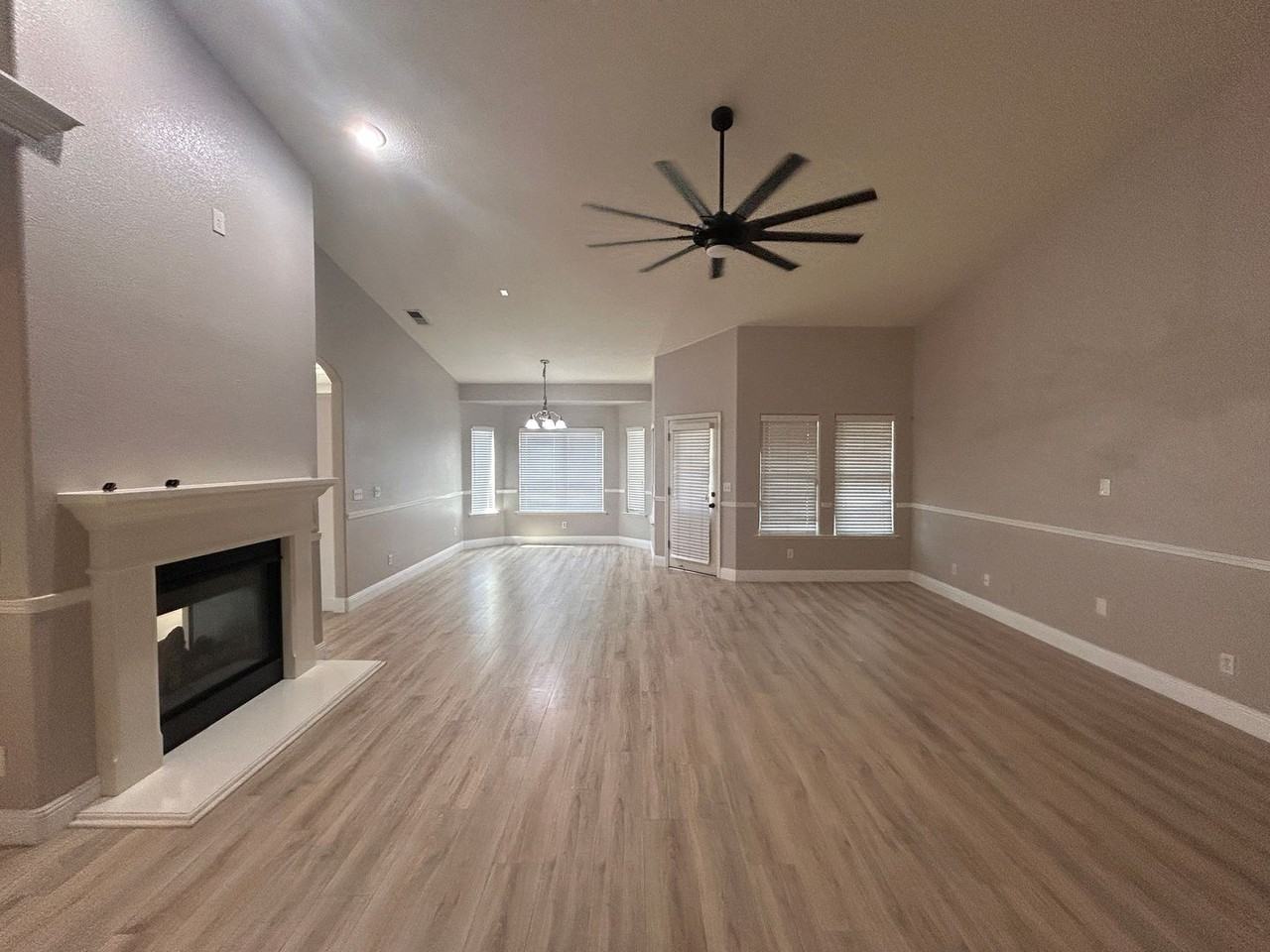 1519 Castoro Way - Photo 3 of 25