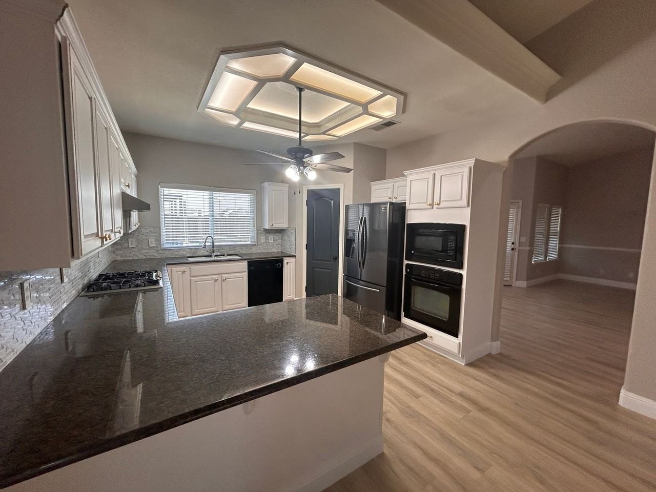 1519 Castoro Way - Photo 6 of 25