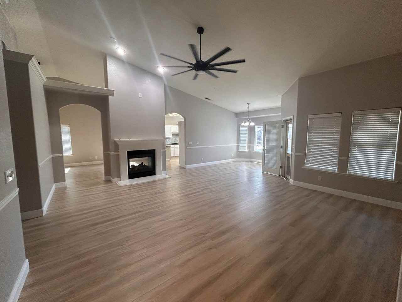 1519 Castoro Way - Photo 7 of 25