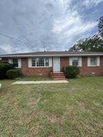 featured image of 709 Luther Dr
