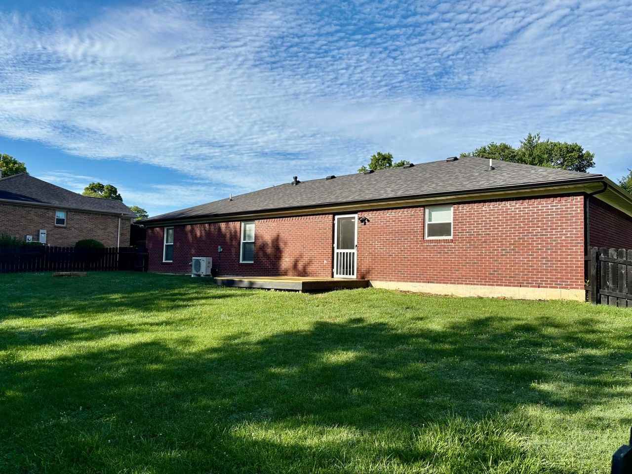 2610 Downey Dr - Photo 2 of 3