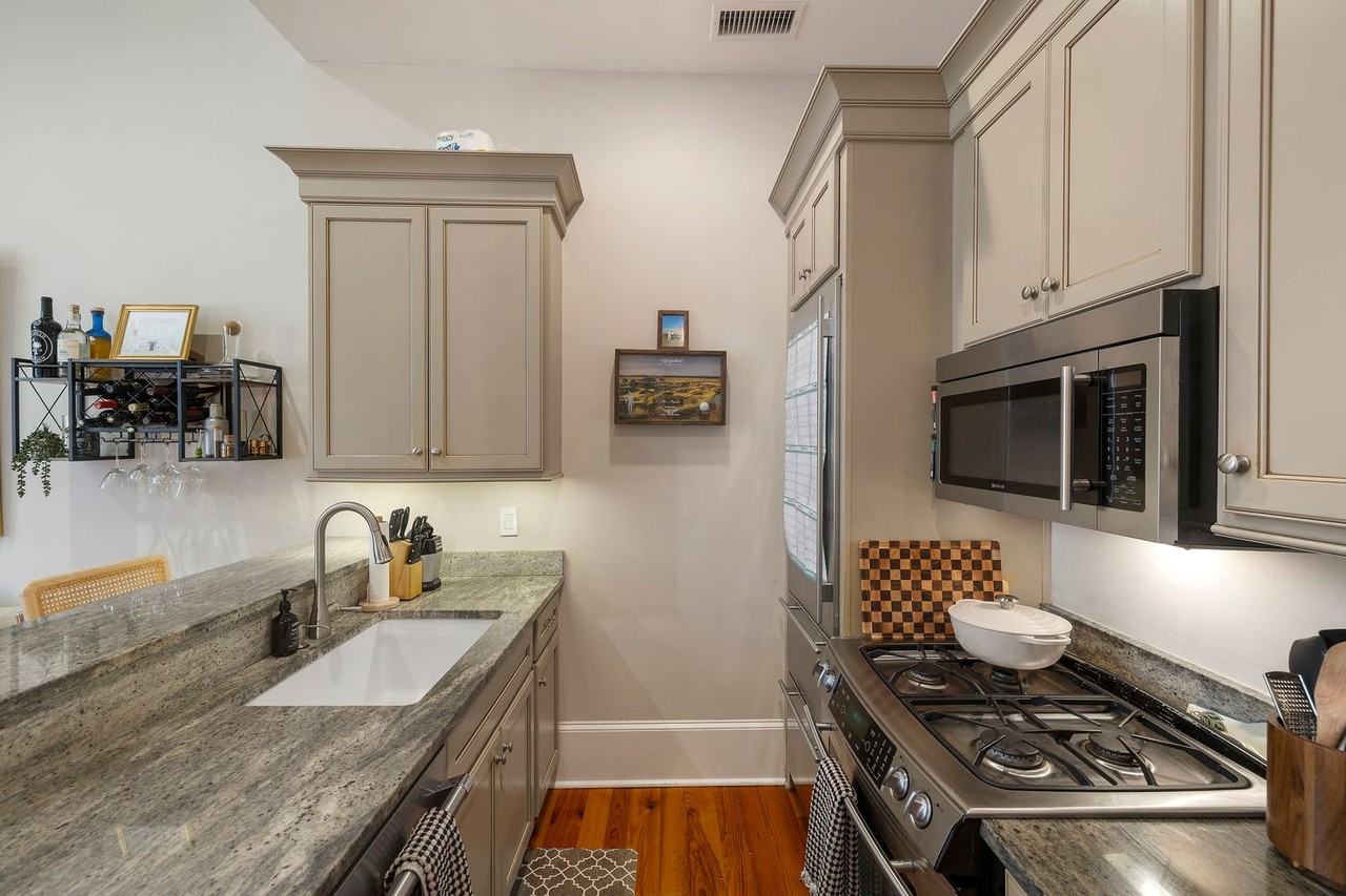 85 Cumberland St #3 - Photo 4 of 13