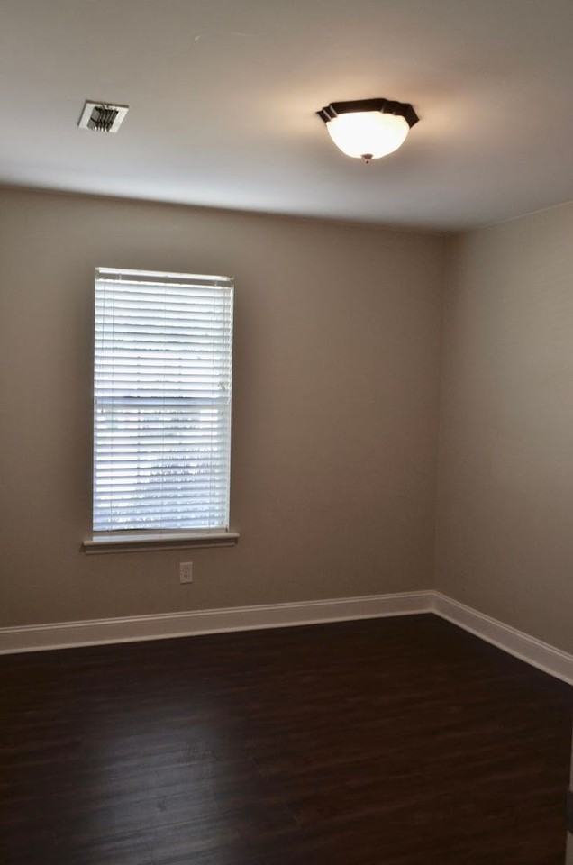 816 Stoneview Dr - Photo 5 of 21