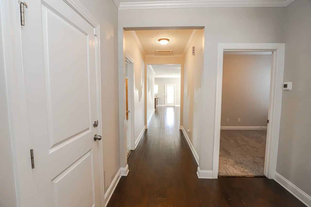 1953 Kenlock Dr - Photo 3 of 22