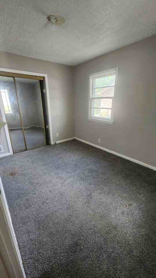 3514 N 36th Ave - Photo 5 of 12