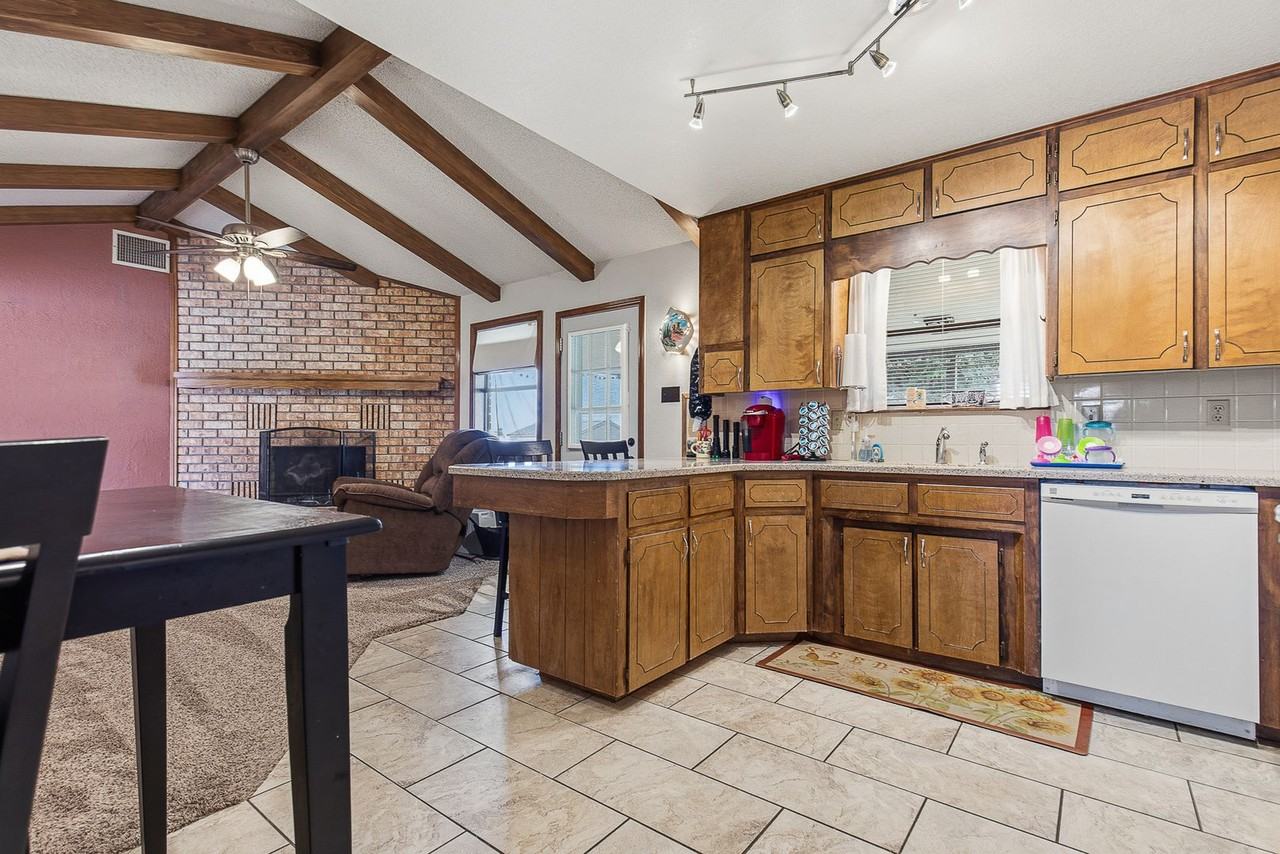 3027 Los Robles - Photo 4 of 29