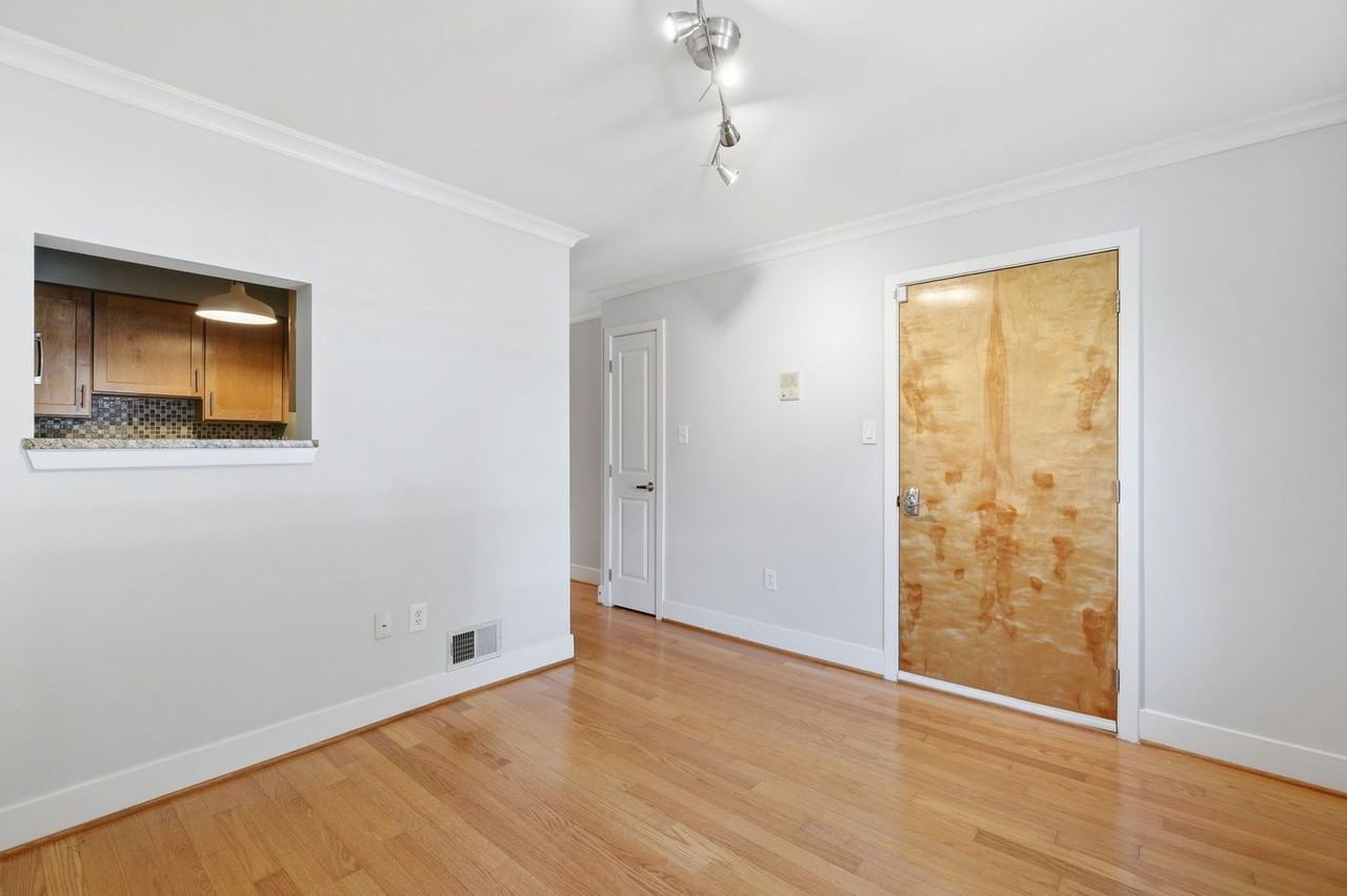 1413 11th St Nw #A - Photo 4 of 18