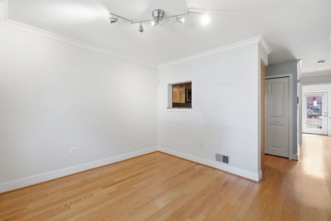 1413 11th St Nw #A - Photo 5 of 18