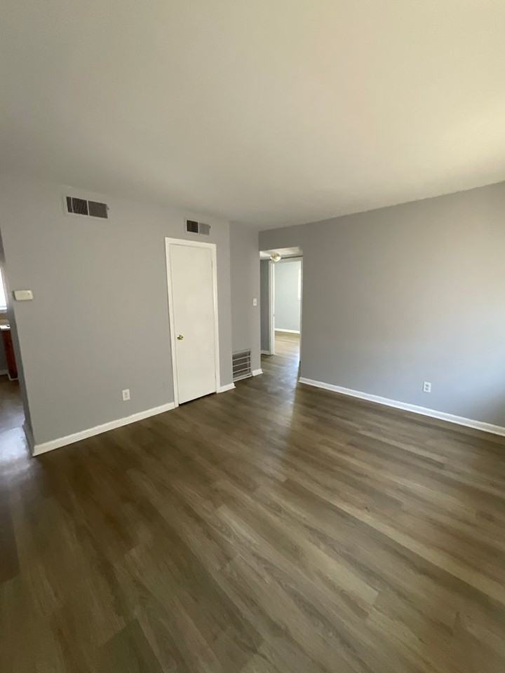 16 Pollux Cir E #4 - Photo 7 of 13