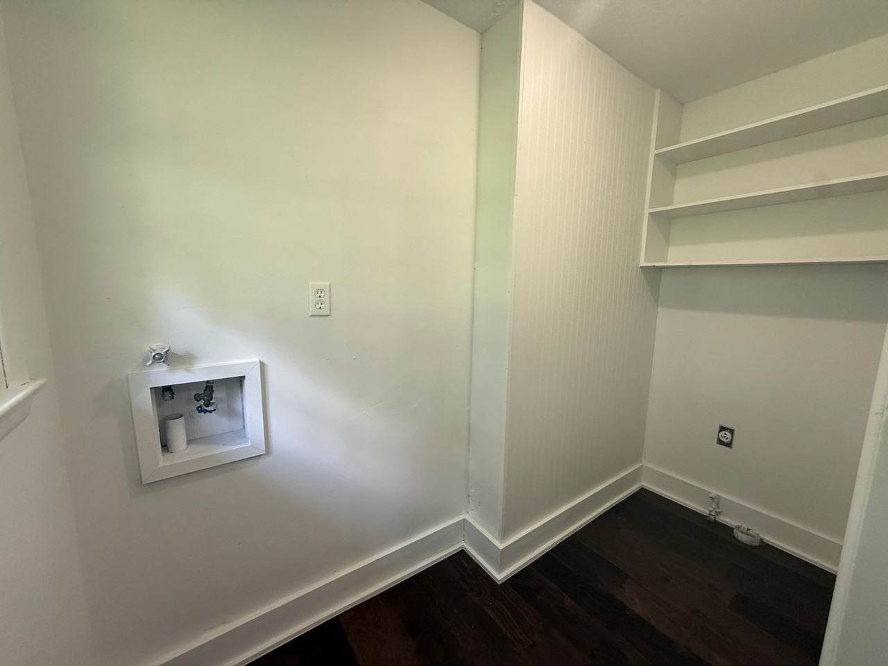 844 W Valley Ct - Photo 6 of 14