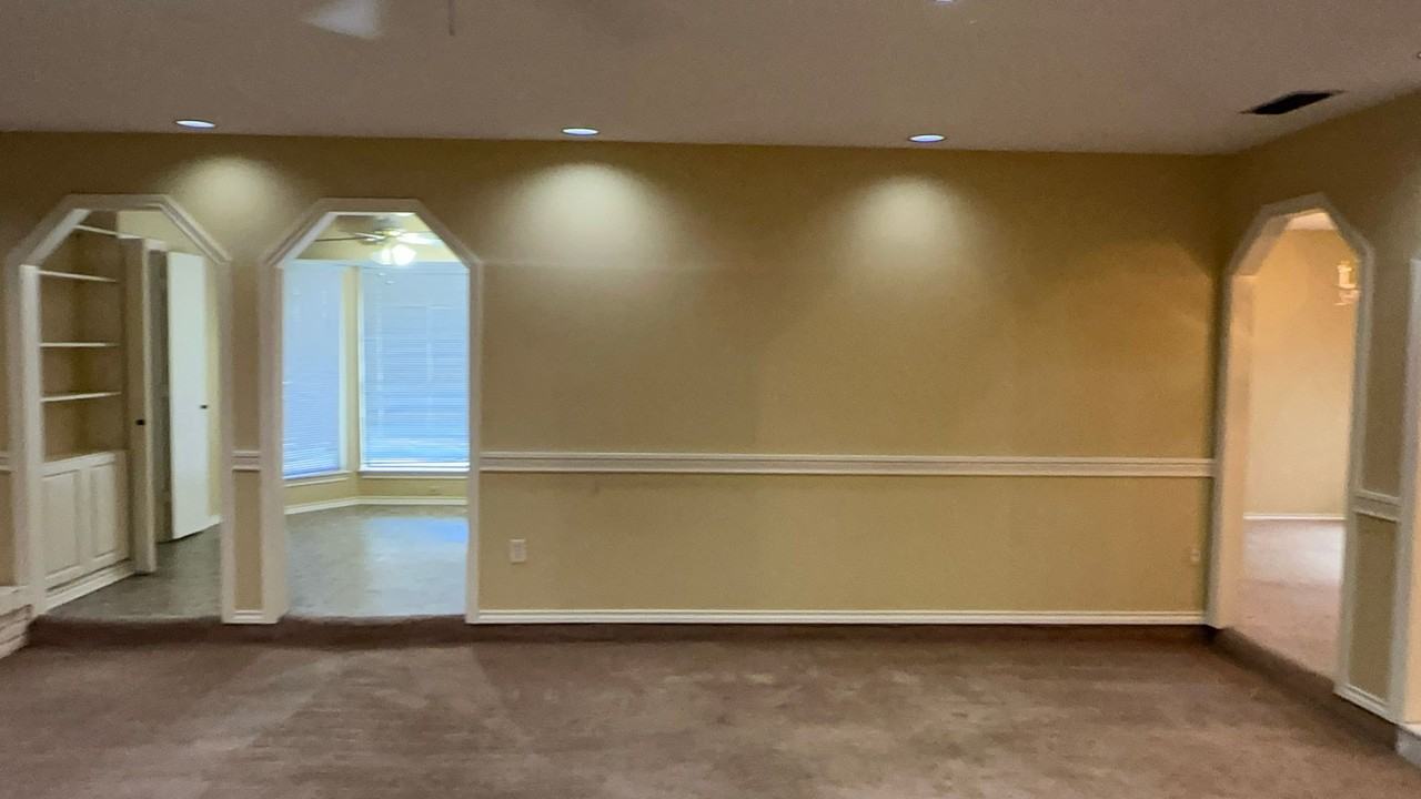 4008 Alava Dr - Photo 3 of 27