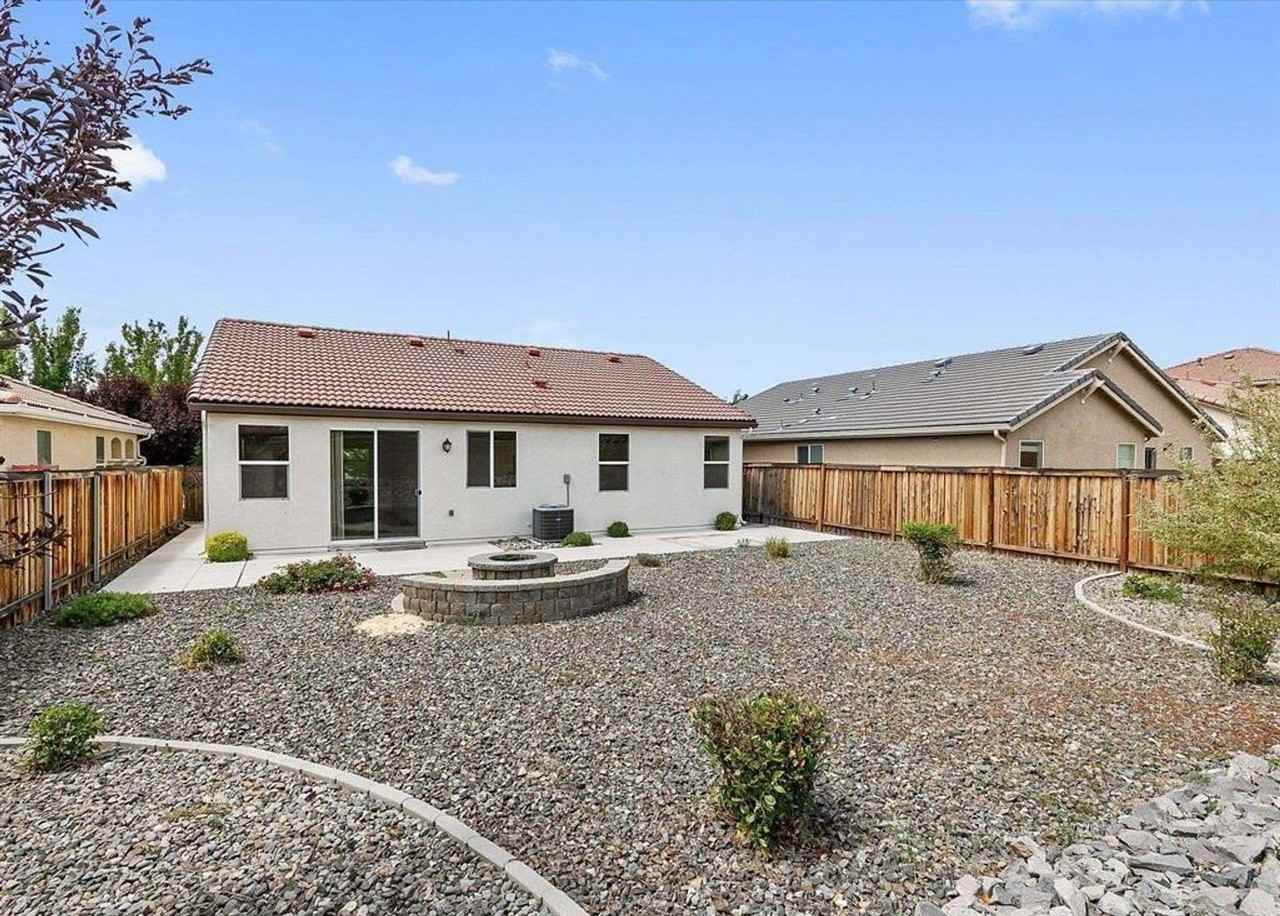 11690 Cervino Dr - Photo 2 of 15