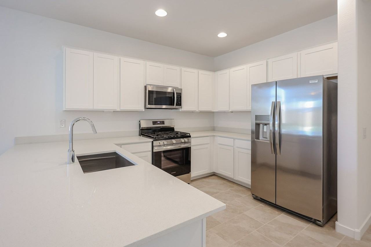 17351 W Gray Fox Trl - Photo 5 of 42