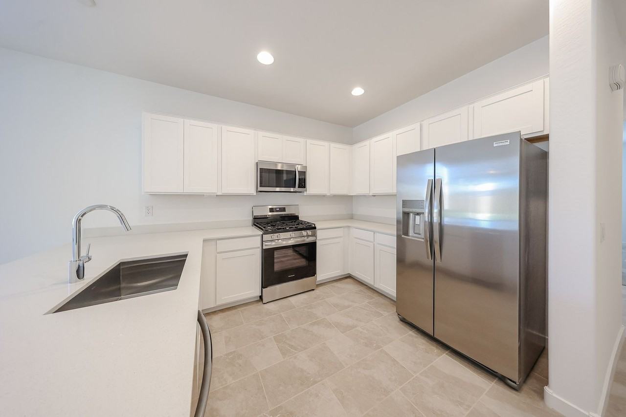 17351 W Gray Fox Trl - Photo 7 of 42