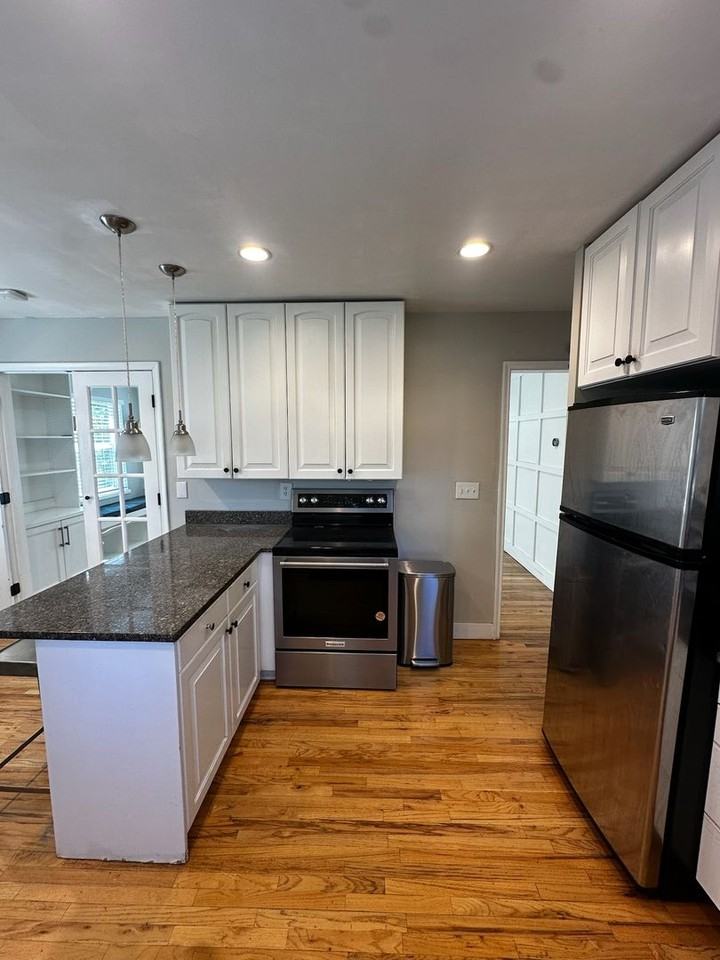 1638 E 3150 S - Photo 2 of 31