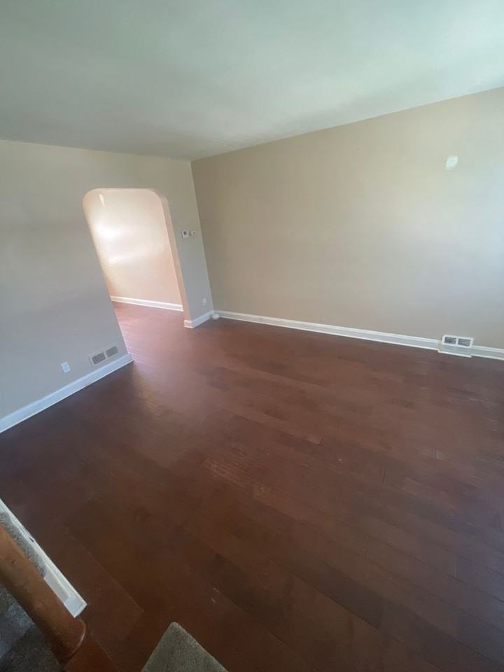 551 Welbrook Rd - Photo 5 of 23