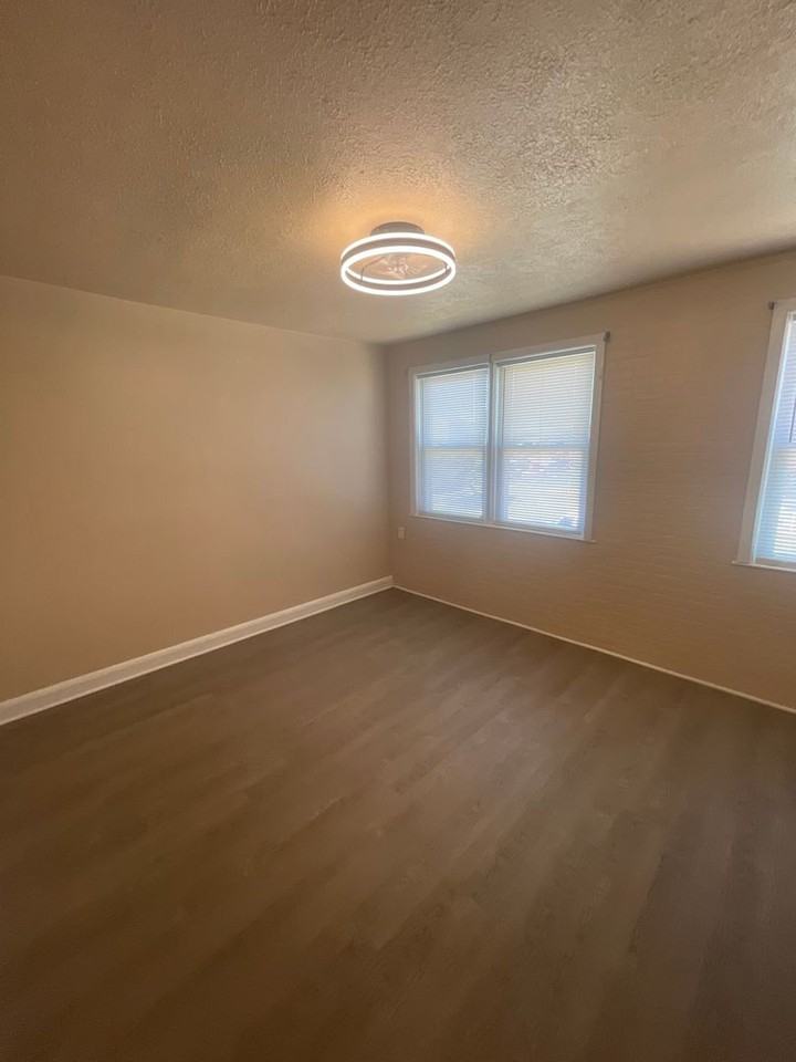 551 Welbrook Rd - Photo 6 of 23