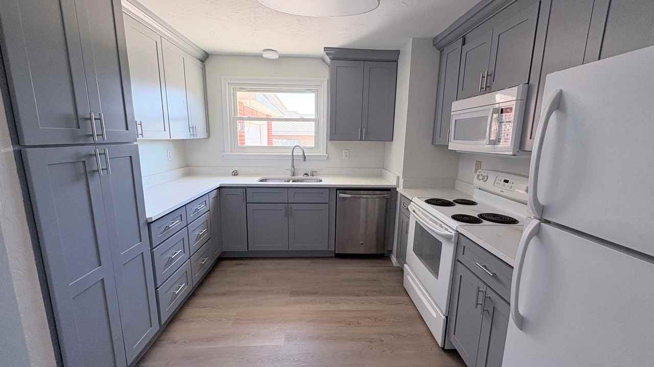 305 Swinging Spear Rd - Photo 5 of 16