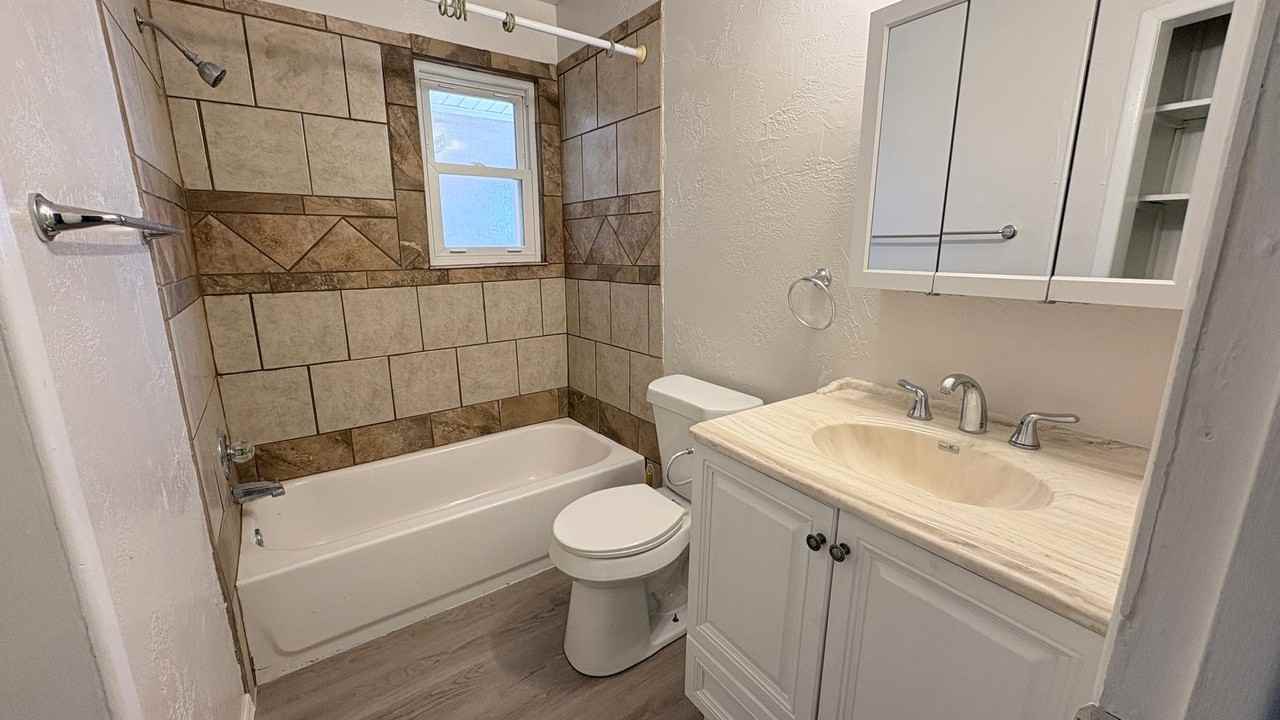 305 Swinging Spear Rd - Photo 6 of 16