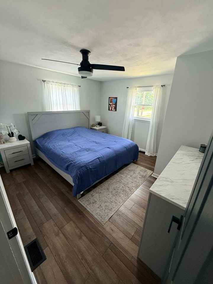 1530 Cottage Ave - Photo 3 of 46