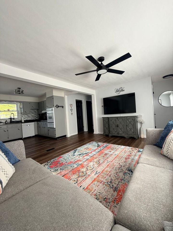1530 Cottage Ave - Photo 7 of 33