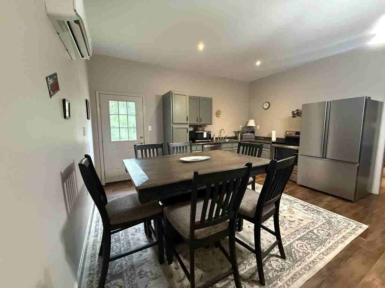 310 County Road 692 - Photo 4 of 11