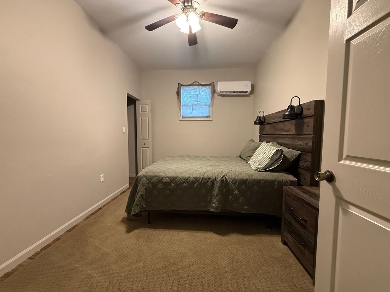 310 County Road 692 - Photo 5 of 11