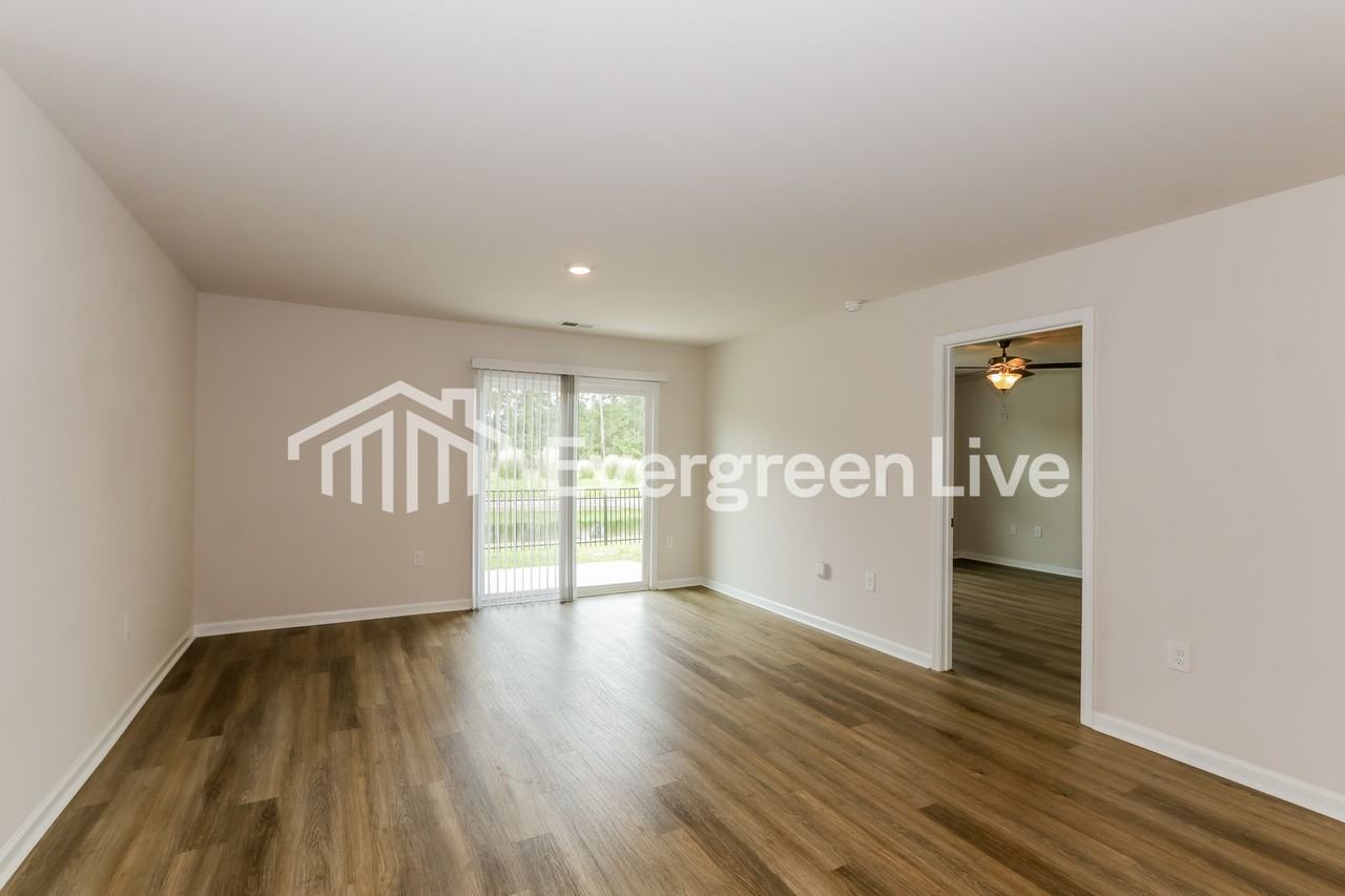 2223 Courtina Way - Photo 4 of 15