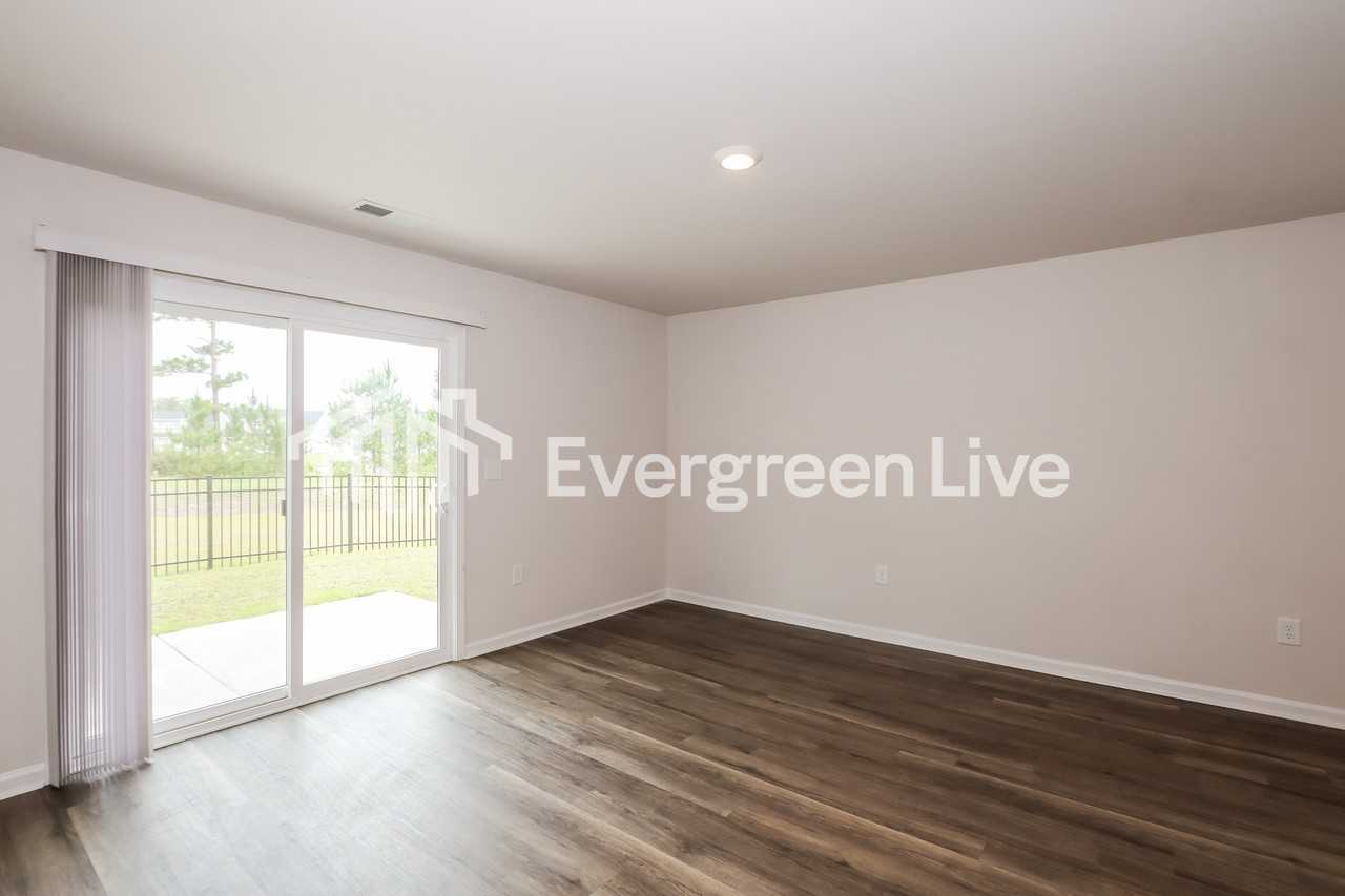 2257 Courtina Way - Photo 4 of 15