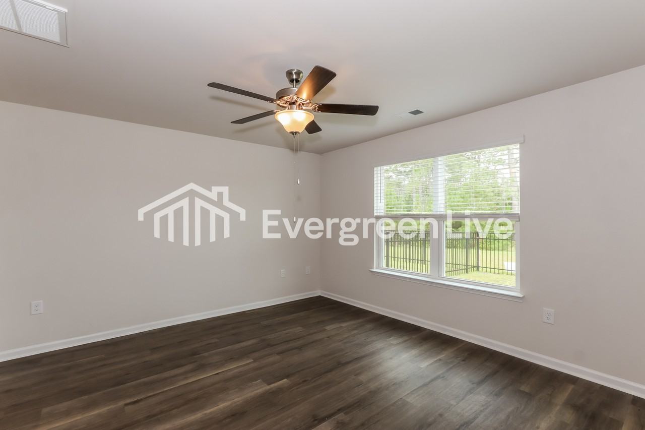 2257 Courtina Way - Photo 7 of 15