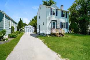 582 Elizabeth Ave - Photo 1 of 1