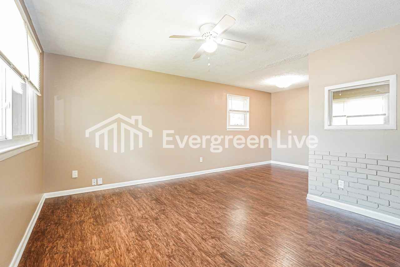 4313 E Livingston Ave - Photo 3 of 15