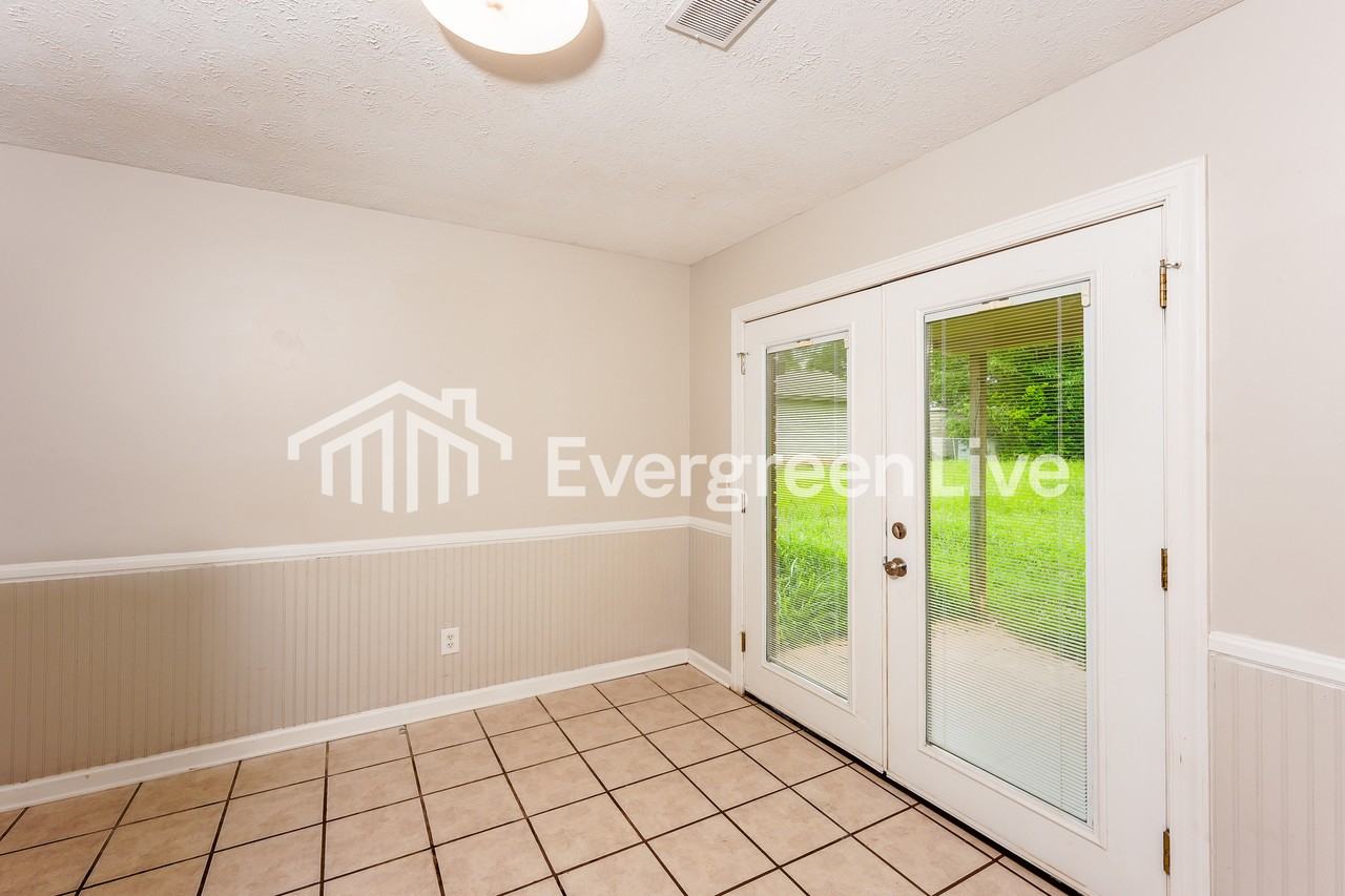 106 Meadowgreen Rd - Photo 6 of 15