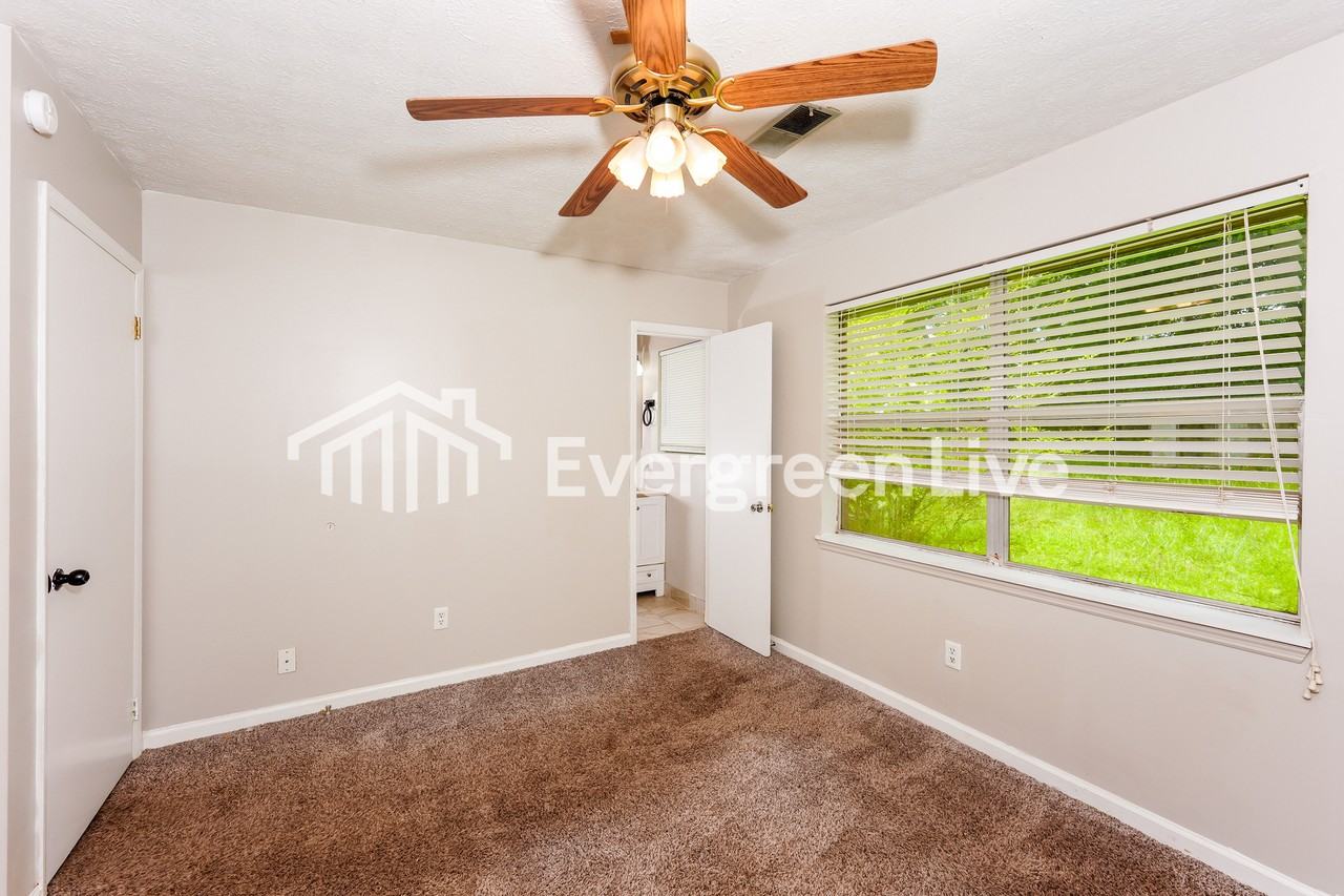 106 Meadowgreen Rd - Photo 7 of 15