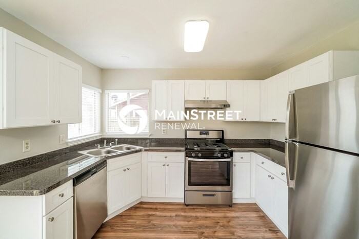 6046 Whispering Lake St - Photo 6 of 17