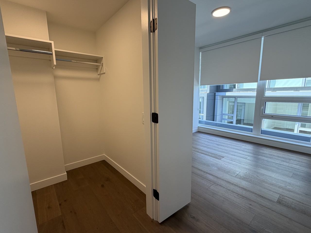 8120 Oak Street #406 - Photo 4 of 9
